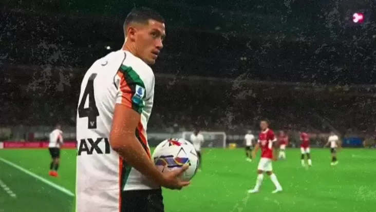 Hasil Kejuaraan Italia: Jay Idzes Starter, AC Milan Bungkam Venezia 4-0