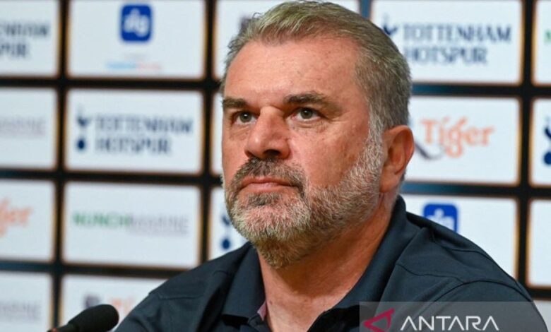 Van de Ven pertanyakan kebijakan Tottenham pecat Ange Postecoglou