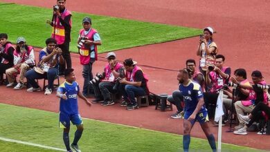 Arema FC bungkam Bhayangkara Presisi dengan skor tipis 2-1