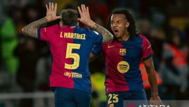 Akan gabung Al-Nassr, Barcelona resmi lepas bek veteran Inigo Martinez