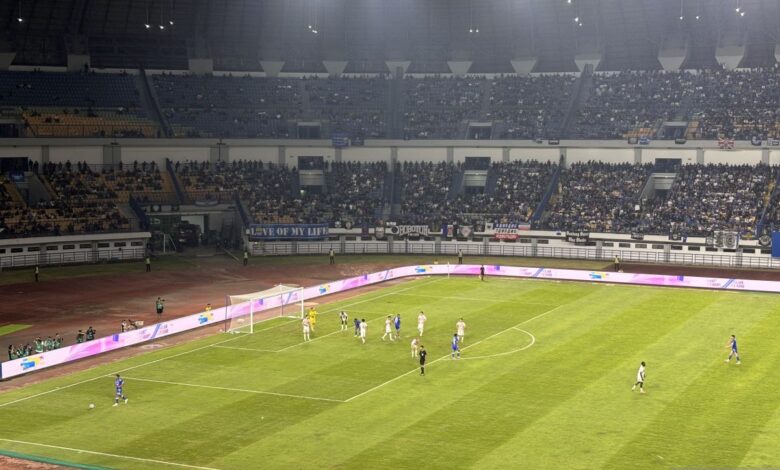Persib Bandung petik kemenangan satu gol tanpa balas pada laga persahabatan melawan WSW