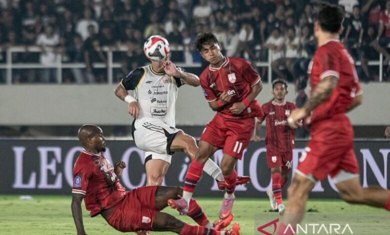 Kalahkan Persis Solo 3-0, Persija jaga catatan sempurna