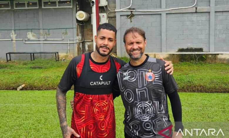 Pelatih Persija cukup puas dengan kualitas pemain lokal di dalam area skuadnya