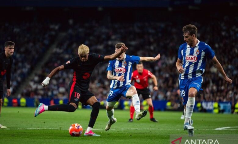 Jules Kounde membantu Lamine Yamal raih Ballon d’Or 2025