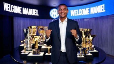 Akanji akui persaingan ketat membuatnya hengkang dari Manchester City