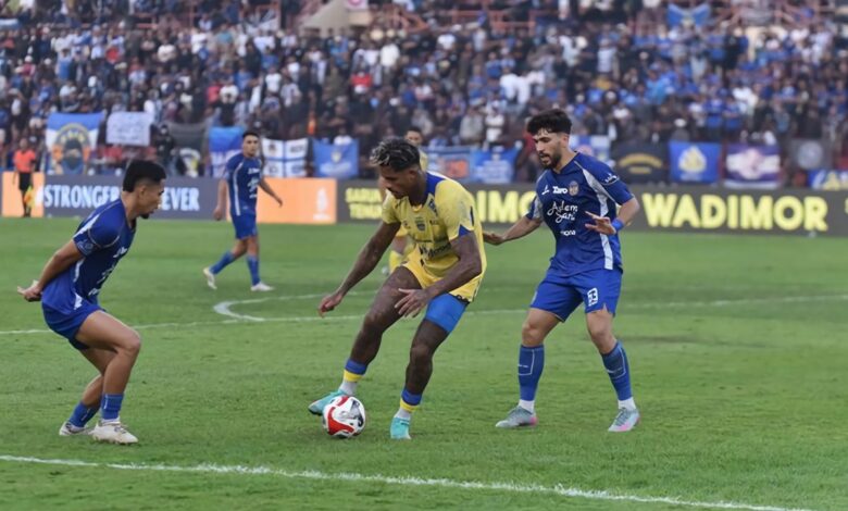 Jadwal lengkap Persib Bandung di tempat tempat bulan September 2025