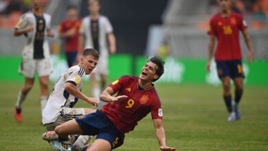 Alami krisis penyerang, Chelsea panggil kembali Marc Guiu