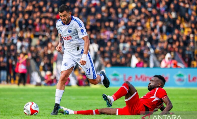 Asumsi pertandingan Arema vs Dewa United pada pekan ke-5 Super League