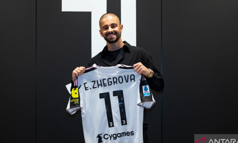 Juve datangkan dua penggawa anyar, Luis Openda kemudian Zhegrova