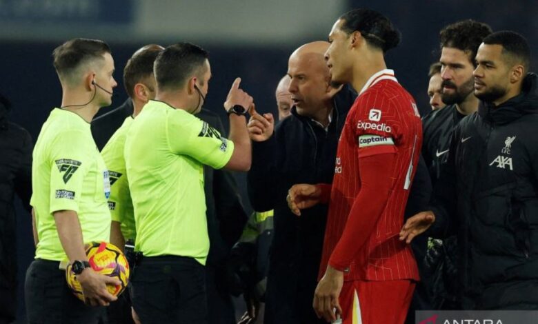 Arne Slot tak khawatirkan masa depannya di pada Liverpool
