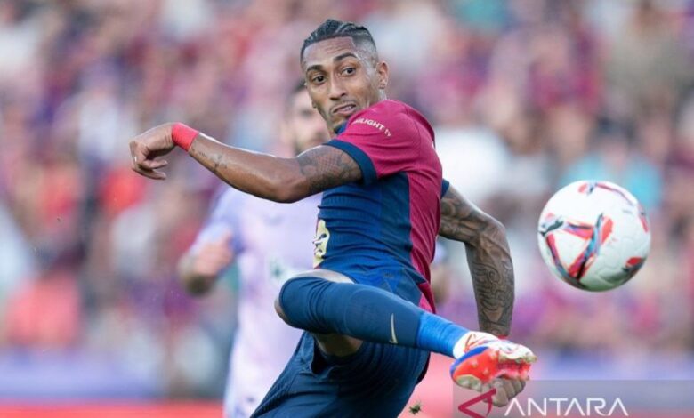 Barcelona kembali jauhi Real setelahnya menang 2-0 ke markas Villarreal