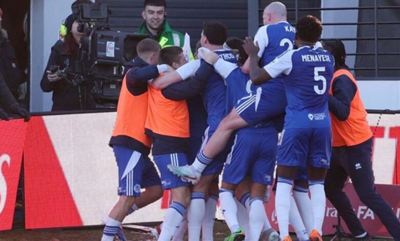 Juara bertahan Crystal Palace tersingkir dari kelompok non-liga pada Piala FA