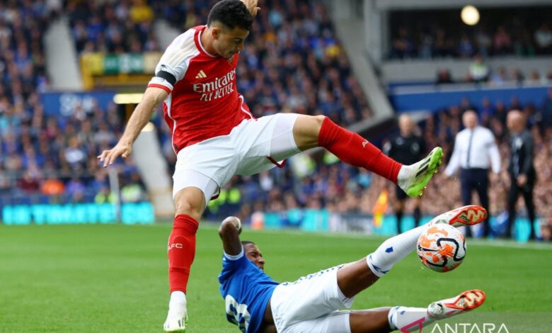 Arne Slot mengenali tingkah Martinelli terhadap Conor Bradley