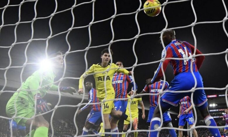 Cetak gol debut, instruktur Spurs puji Archie Gray