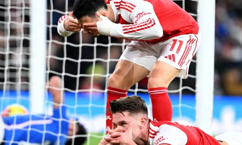 Arsenal kokoh di dalam pada puncak setelahnya babat Sunderland 3-0