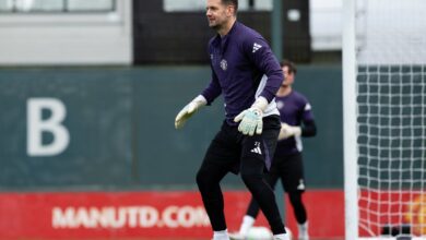 Manchester United perpanjang kontrak kiper senior Tom Heaton